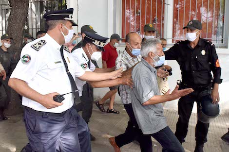 السلطات تمنع جميع التجمهرات والتجمعات في شوارع الرباط