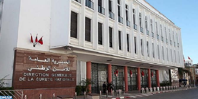 توقيف الشخص المشتبه فيه الذي ظهر في مقاطع فيديو وهو يعنف مشاركين في شكل احتجاجي بمدينة الرباط يوم الأربعاء المنصرم