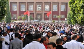 لا دراسة بعد العُطلة!.. تنسيق نقابي يدعو إلى إضراب وطني ووقفات احتجاجية الأسبوع المقبل احتجاجا على “المس بكرامة الأساتذة”