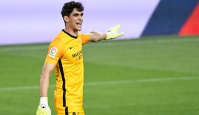 بونو يقود إشبيلية للفوز على أتلتيكو مدريد