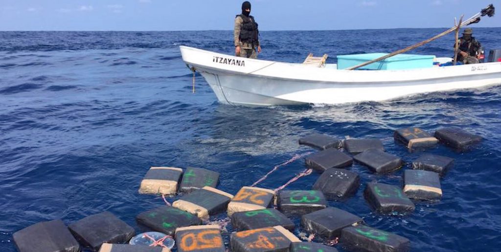 البحرية الملكية تحجز حوالي 5 أطنان من مخدر الشيرا بعرض سواحل آسفي