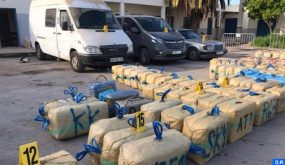 تفاصيل إحباط محاولة للتهريب الدولي للمخدرات وحجز أربعة أطنان و779 كلغ من مخدر الشيرا