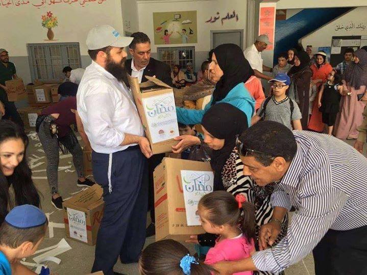 يستغلها المنتخبون إنتخابياً.. عمال عمالات الدارالبيضاء يرفضون التأشير على ميزانيات الإعانات الرمضانية