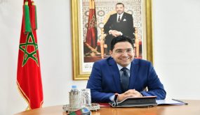 السيد ناصر بوريطة يتباحث مع وزير الدولة البريطاني المكلف بالشرق الأوسط وشمال إفريقيا
