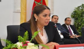 الوزيرة بوشارب تؤشر على تنقيلات اللحظات الأخيرة من عمر الحكومة دون إعمال المسطرة القانونية