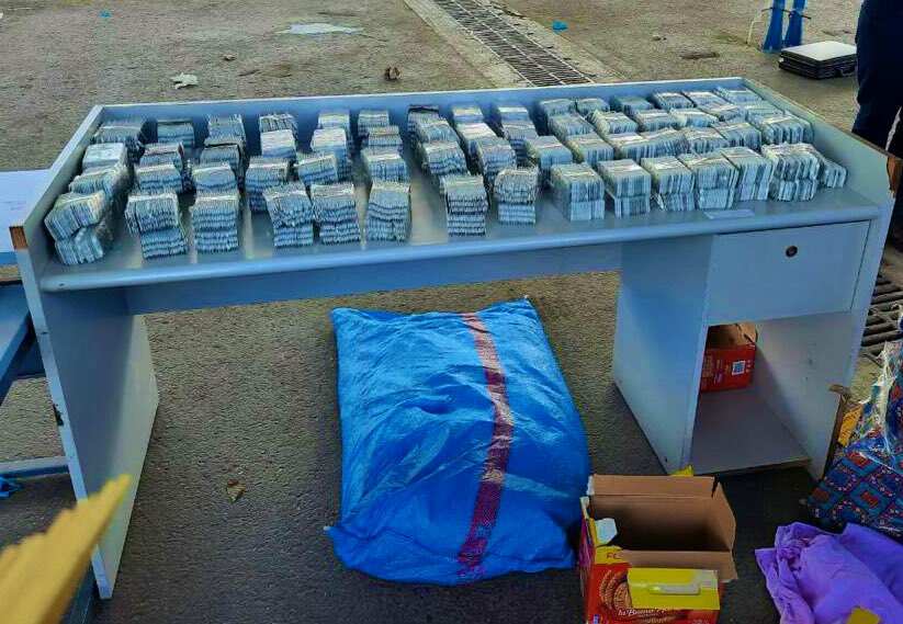 في عملية أمنية كبرى.. ضبط 361 ألف قرص مهلوس قادم من إسبانيا
