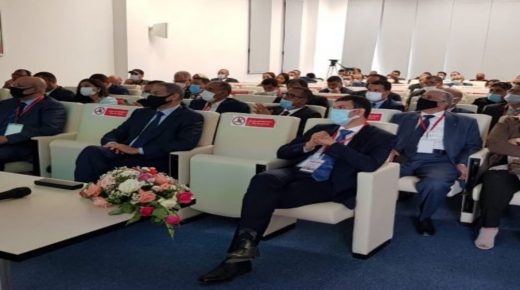 العيون…افتتاح فعاليات أيام البحث العلمي بالفرع الأول لجامعة محمد السادس المتعددة التخصصات التقنية