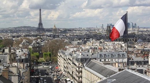 باريس تشيد بالتزام المغرب بتسوية قضية القاصرين غير المرفوقين في أوروبا