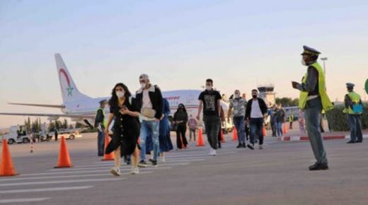 اللجنة العلمية تسمح بخضوع المسافرين القادمين من بلدان لائحة “ب” للعزل المنزلي بالمغرب