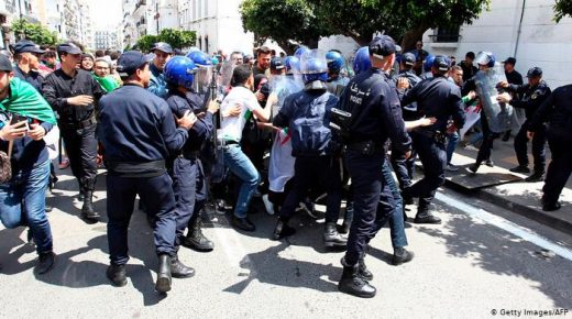 استنكار حقوقي ضد صمت سلطات الجزائر على قمع متظاهري الحراك الشعبي