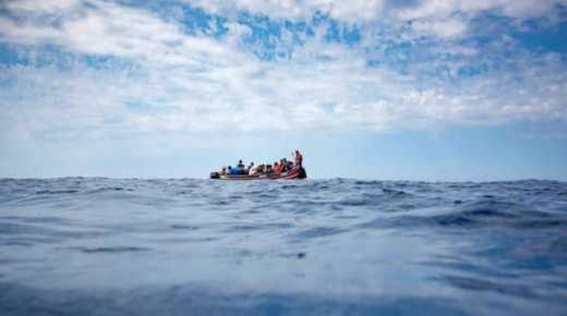 إنقاذ 50 مرشحا للهجرة غير الشرعية بعرض ساحل مدينة العيون