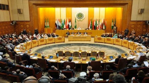 الجزائر متمسكة باستضافة القمة العربية ومخاوف من عدم حضور الزعماء