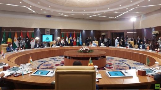 مؤتمر دول الجوار… خبير ليبي: الجزائر ليست مهيأة ولا مؤهلة لحل أزمة أي دولة