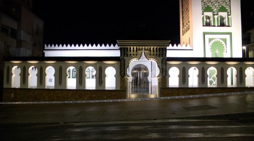 “فوكس” المتطرف يسعى إلى منع نشاط أئمة المساجد في سبتة “لأنهم في خدمة المغرب”