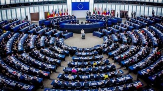 البرلمان الأوروبي يتخذ موقفا بشأن توقف الجزائر عن إمداد أوروبا بالغاز