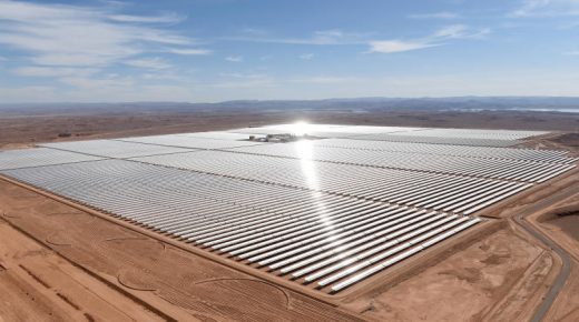 A picture taken on February 4, 2016 shows an aerial view of the solar mirrors at the Noor 1 Concentrated Solar Power (CSP) plant, some 20km (12.5 miles) outside the central Moroccan town of Ouarzazate, ahead of its inauguration. (Photo by FADEL SENNA / AFP)