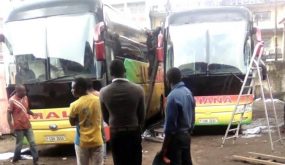 الكاف غاضب من لجوء الكاميرون لإستخدام حافلات مهترئة لنقل المنتخبات المشاركة في كأس أفريقيا