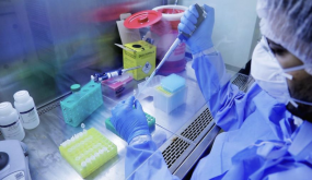 منظمة الصحة العالمية: لا وفيات مرتبطة بمتحور “أوميكرون” إلى الآن