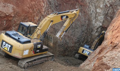 إنقاذ الطفل ريان : أشغال الحفر العمودي تتواصل طيلة الليل لتفوق عمق 28 مترا والاستعدادات جارية للحفر الأفقي