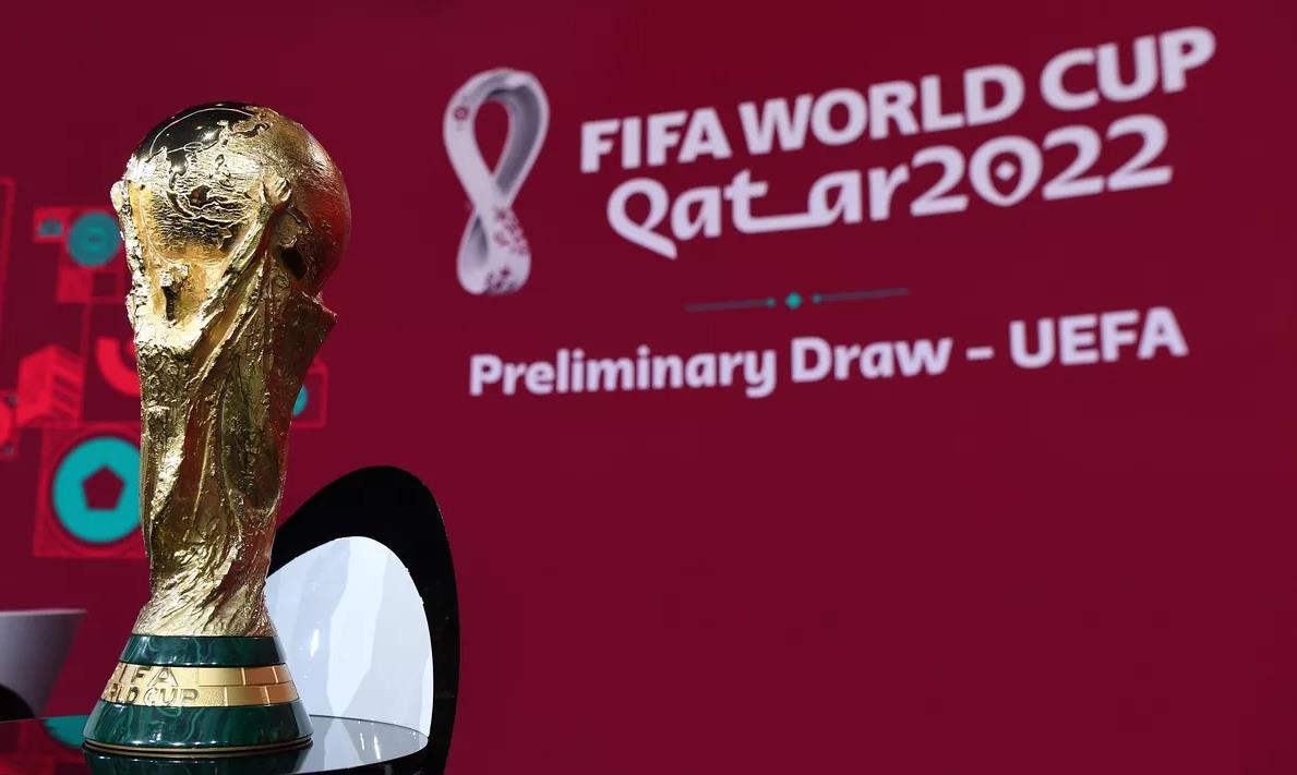 مونديال قطر 2022.. حكمان مغربيان ضمن قائمة “فيفا”