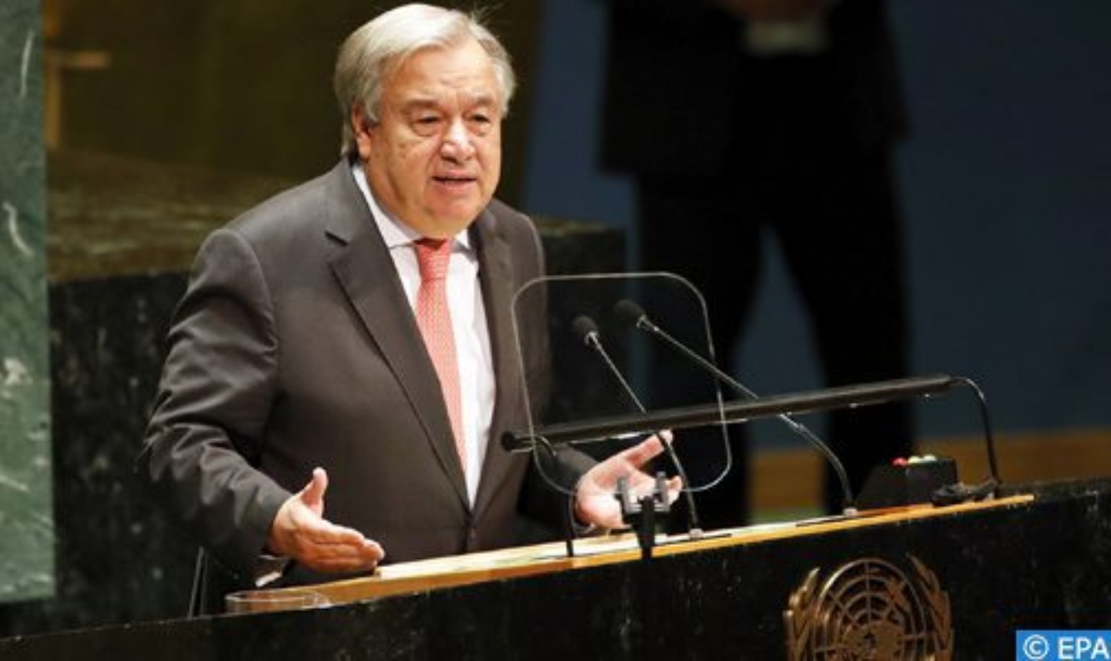 الأمين العام الأممي يفضح وجود انتهاكات لحقوق الإنسان في مخيمات تندوف