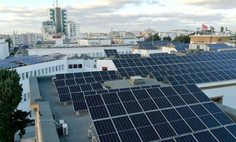 إنجاز محطة للطاقة الشمسية بقدرة 300 كيلوواط فوق أسطح البرلمان