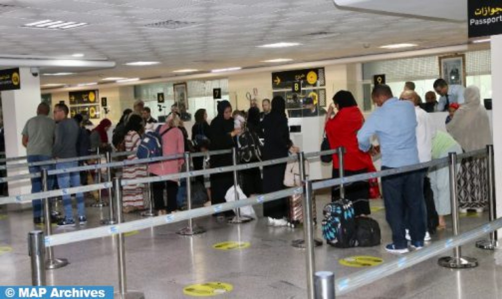 مطار محمد الخامس الدولي .. وصول ثالث طائرة للخطوط الملكية المغربية من السودان تقل 154 مواطنا مغربيا، وطالبا سينغاليا واحدا