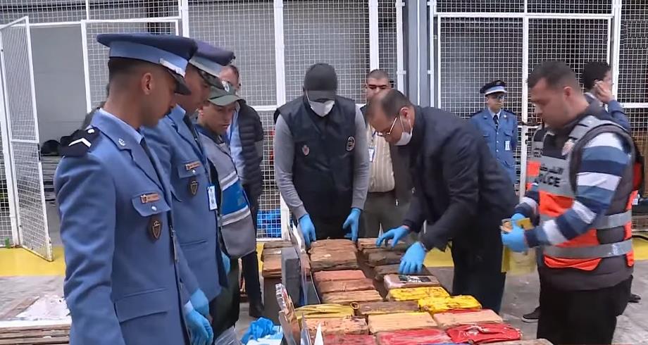 حجز كمية كبيرة من الكوكايين بميناء طنجة المتوسط.. مسؤول أمني يقدم معطيات جديدة