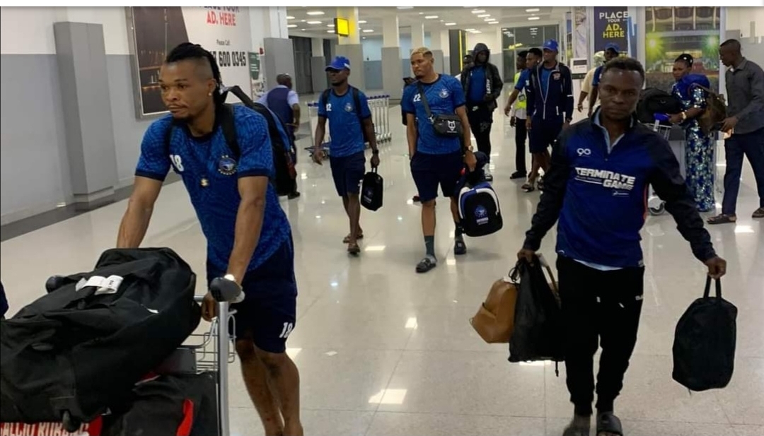 السوبرليغ الإفريقي: تأجيل مباراة الوداد البيضاوي وإنييمبا إثر تأخر الفريق النيجيري في السفر إلى المغرب