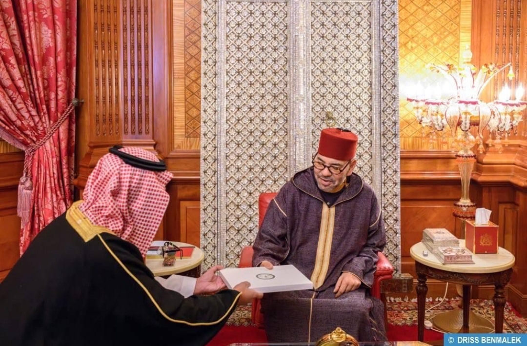 جلالة الملك محمد السادس يستقبل الأمير تركي مبعوثاً من العاهل السعودي