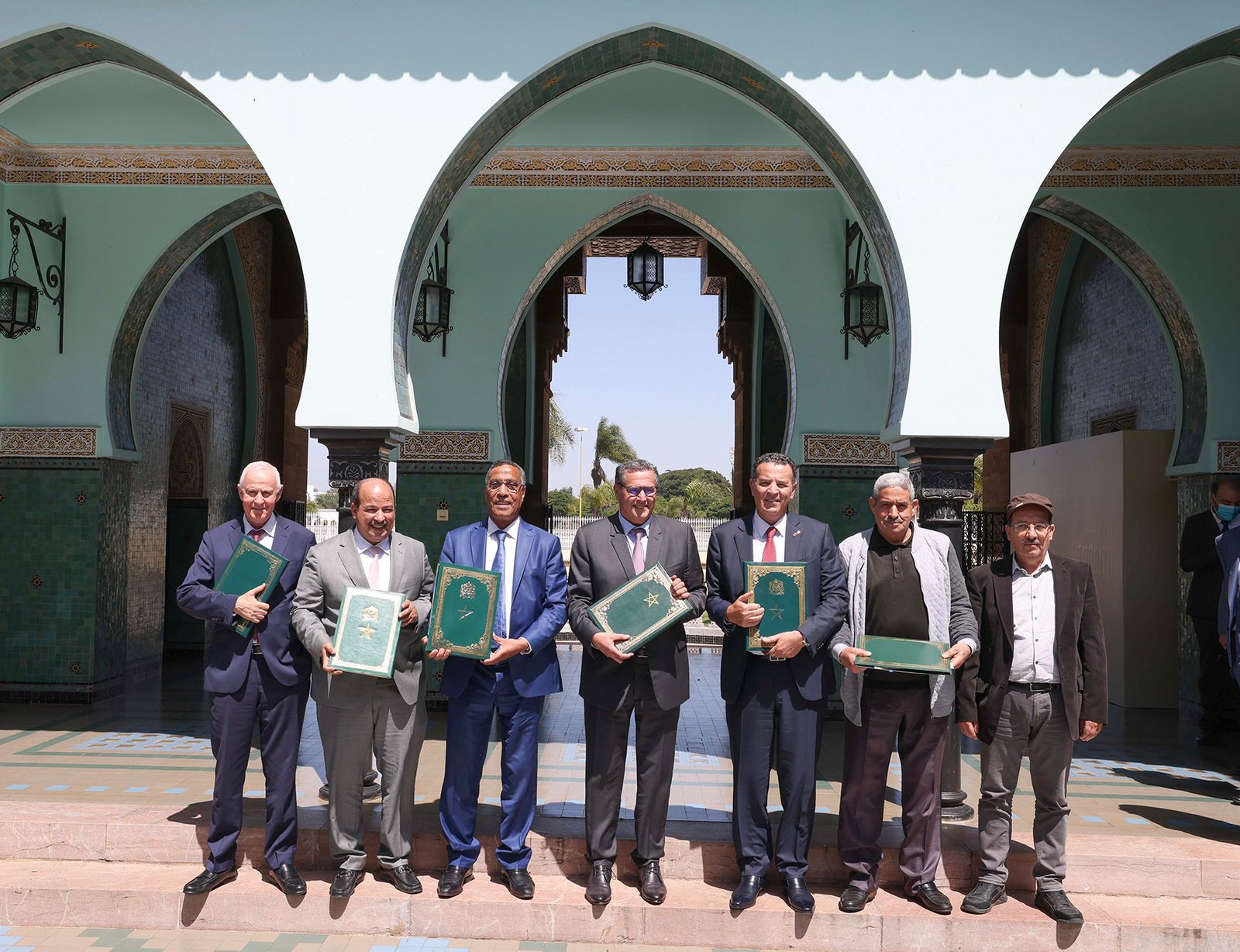 أخنوش يفتح جولة جديدة من الحوار الاجتماعي مع النقابات