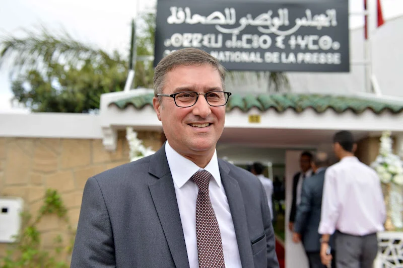 يونس مجاهد يكتُب: مصداقية الخبر وطُعم النقرات