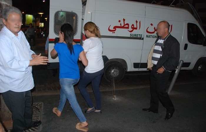 توقيف 18 شخصا بشقة مشبوهة تُقدم خدمات جنسية تحت غطاء “التدليك” بمراكش