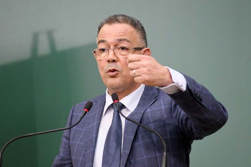 لقجع يكشف أرقام “الثورة الصامتة”.. ملايين يستفيدون والدولة تضع الحماية الاجتماعية في قلب النموذج الجديد