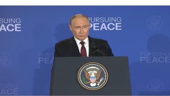 بوتين يقول إن المحادثات مع ترامب كانت “بنّاءة” و”قائمة على الاحترام المتبادل”