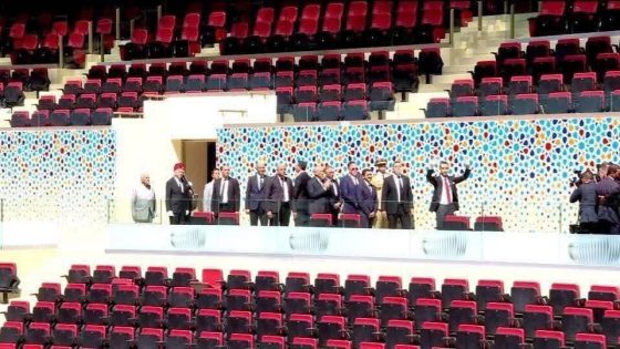 مولاي الحسن يدشن ملعب “الأمير مولاي عبد الله” بحلته الجديدة