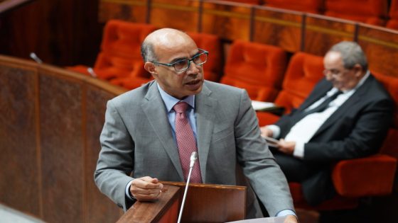 هشام صابري.. كاتب دولة “بلا صلاحيات” يدافع عن حكومة لا تمنحه حتى حق التوقيع!