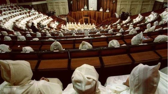 معركة تأشيرات الحج تهزّ البرلمان.. برلمانيون يتهافتون ووزير الأوقاف يكشف المستور