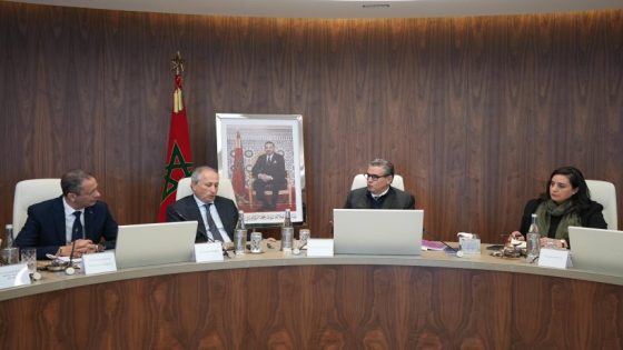 أخنوش يدقّ ساعة التسريع: خطة استراتيجية جديدة لـ«سونارجيس» لتأهيل الملاعب وحسم جاهزية المغرب لـ«كان 2025» ومونديال 2030