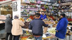 رمضان يقترب وهاجس الغلاء يثقل كاهل الأسر وسط غياب حلول حقيقية