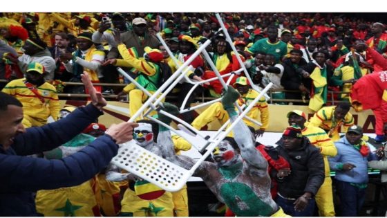 بعد أحداث نهائي “الكان”.. رئيس وزراء السنغال يدعو إلى التهدئة