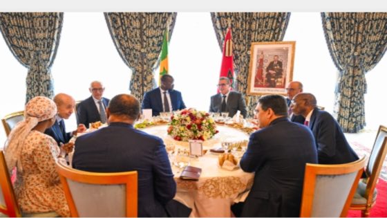 جلالة الملك يقيم مأدبة غداء على شرف الوزير الأول السنغالي والوفد المرافق له