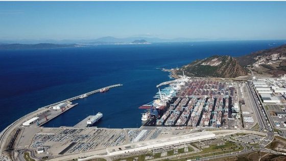 طنجة المتوسط يتجاوز عتبة 11 مليون حاوية عام 2025