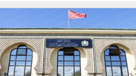 أمير المؤمنين يأمر بفتح المساجد التي تم تشييدها أو أعيد بناؤها أو تم ترميمها في وجه المصلين في بداية شهر رمضان